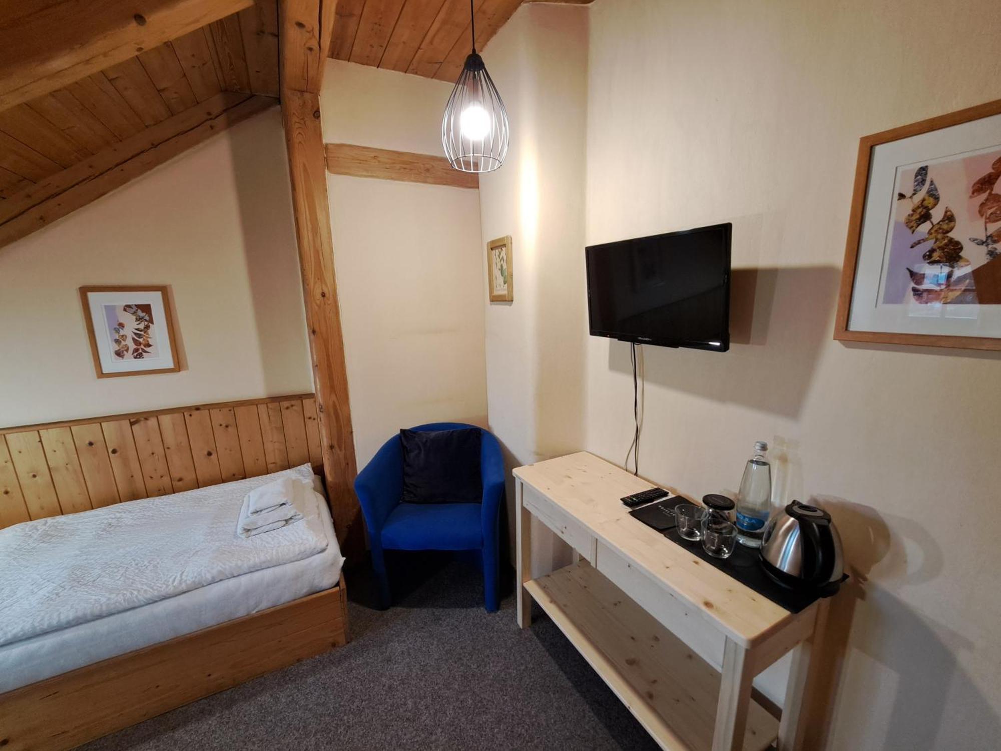 Frýdl 3*