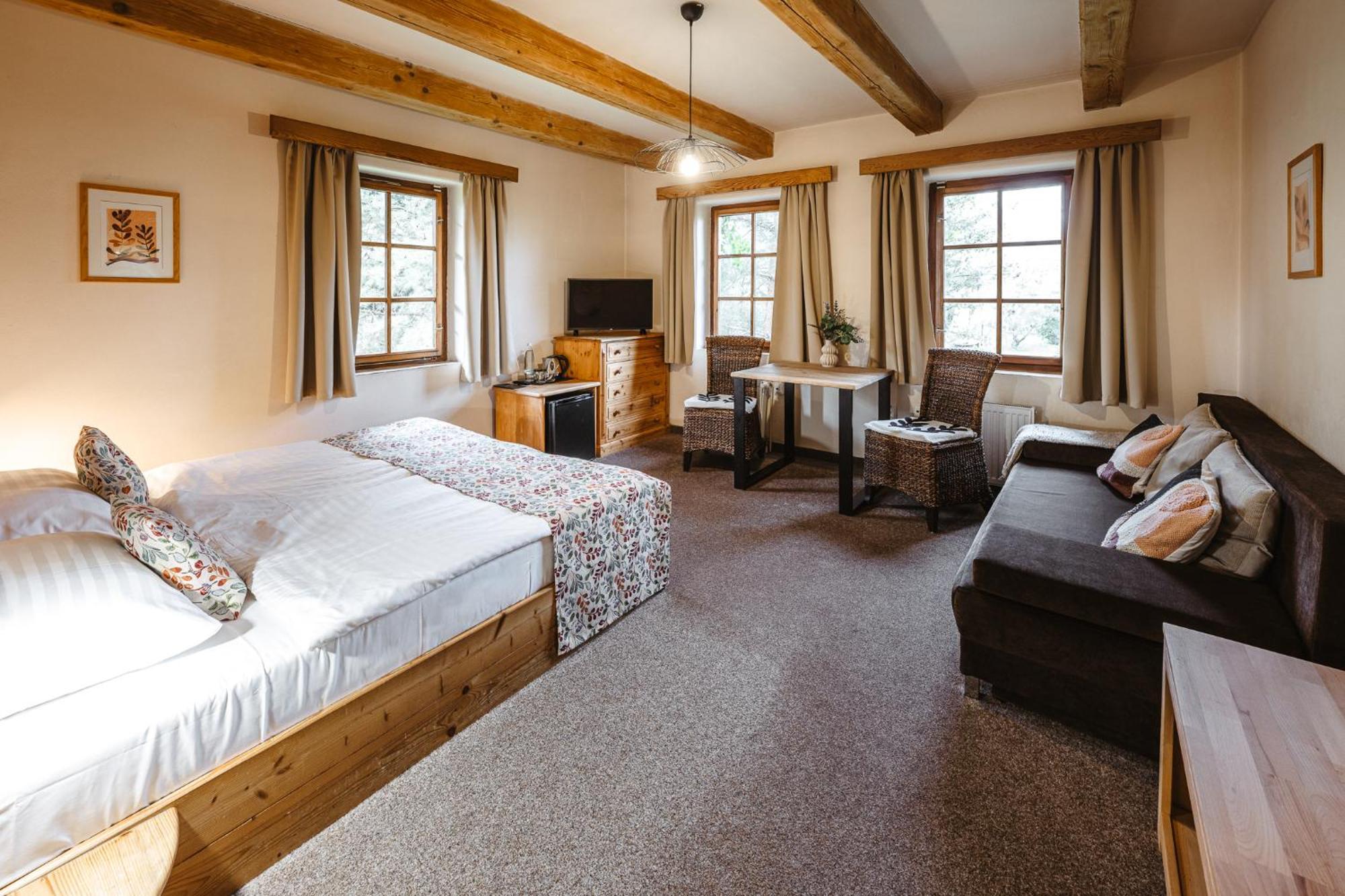 Frýdl Hotel 3*